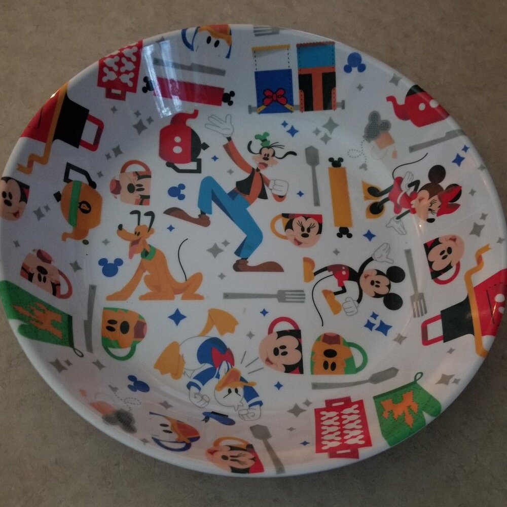 Disney large serving bowl